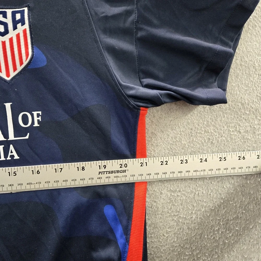 USA Soccer Men Shirt L Navy Camouflage USA Binational Dri-Fit Activewear Logo‎